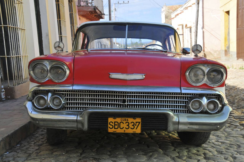 Illustration for article titled Even More Old Cars Down On The Cuban Street